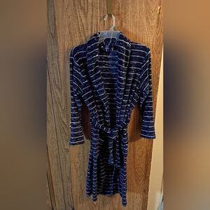 Arizona Jean Company Flame Resistant Navy W/ White Stripes Robe XL 18/20 Regular